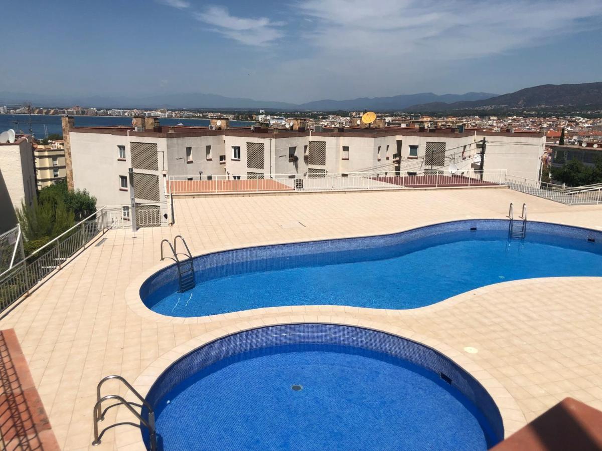 Acapulco Roses Exterior photo